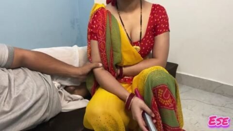 Tharki Sasur Ne Apni Bahu Ko Diye Picche Se Jatke