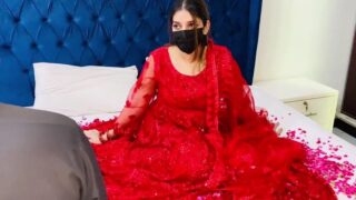 Pakistani Beautiful Muslim Girl's First Night Sex With Hindi Audio